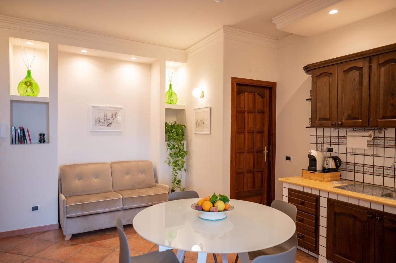 Donna Franca Apartment Taormina Bagian luar foto